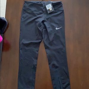 Nike crop length black size XS